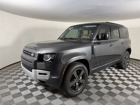 New 2025 Land Rover Defender 110 S image 3