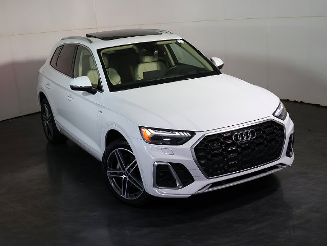 Used 2023 Audi Q5 e Prestige w/ Prestige Package AWD/4WD image 7