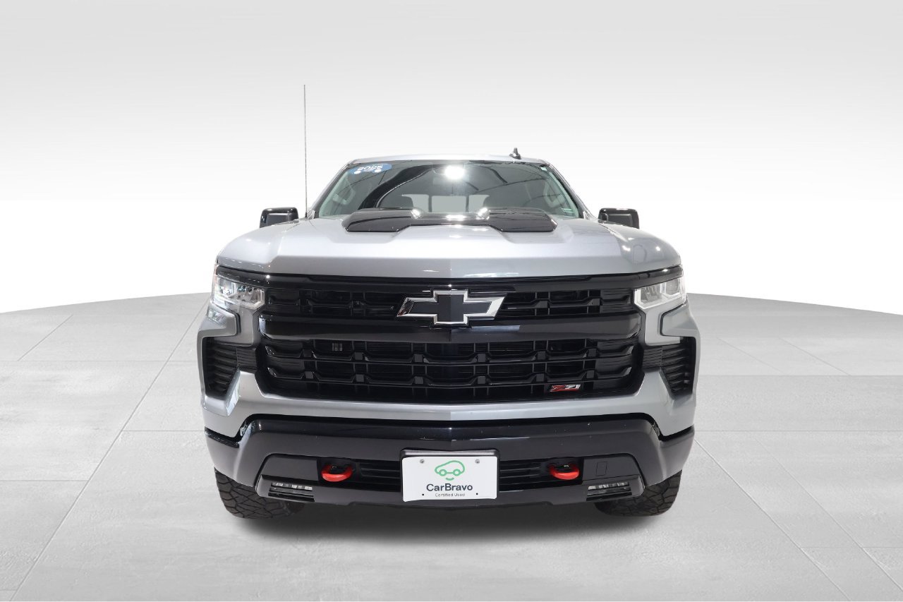 Used 2025 Chevrolet Silverado 1500 LT Trail Boss w/ Convenience Package II AWD/4WD image 7