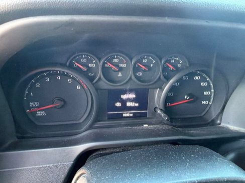 Used 2025 Chevrolet Silverado 1500 W/T w/ WT Value Package AWD/4WD image 8