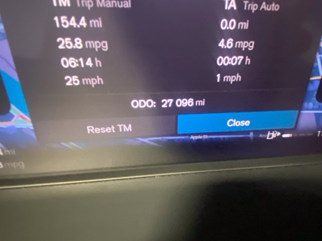 Used 2024 Volvo XC40 B5 Core AWD/4WD image 16