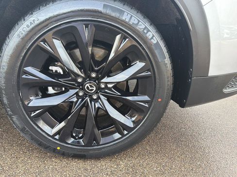 Used 2025 MAZDA CX-90 3.3 Turbo w/ Premium Sport Pkg image 8