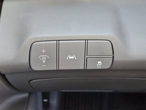 Certified 2022 Hyundai Elantra SEL image 28