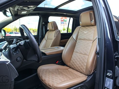 Used 2023 Cadillac Escalade ESV Sport w/ Touring Package AWD/4WD image 27