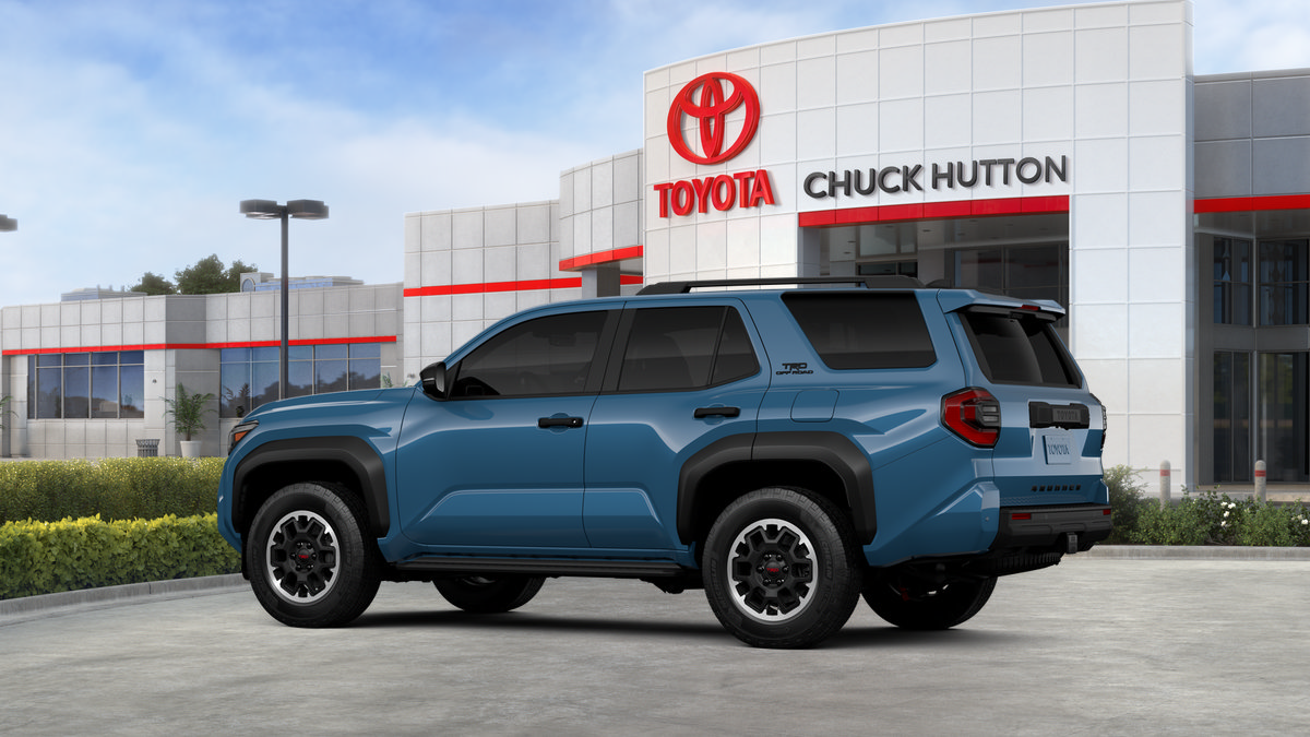 Certified 2026 Toyota 4Runner TRD Off-Road Premium AWD/4WD image 38
