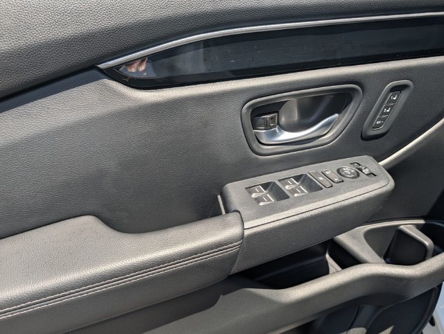 Used 2025 Honda Pilot EX-L image 43