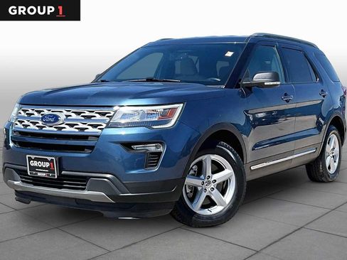 Used 2019 Ford Explorer XLT w/ Equipment Group 201A FWD image 1