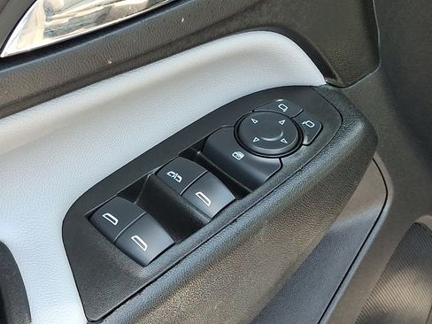 Used 2024 Chevrolet Equinox LS AWD/4WD image 14