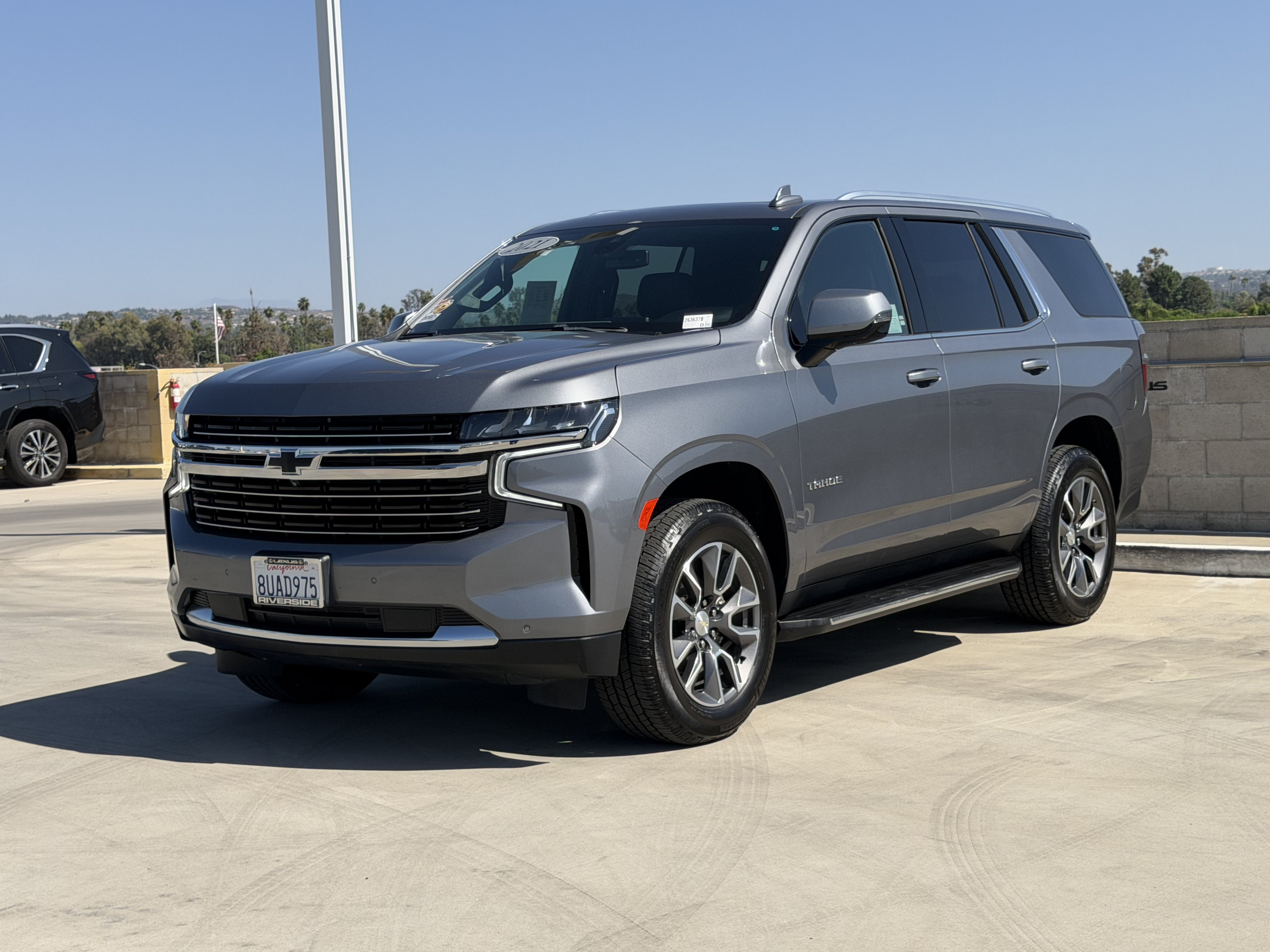 Used 2021 Chevrolet Tahoe LT w/ LT Signature Package RWD image 5