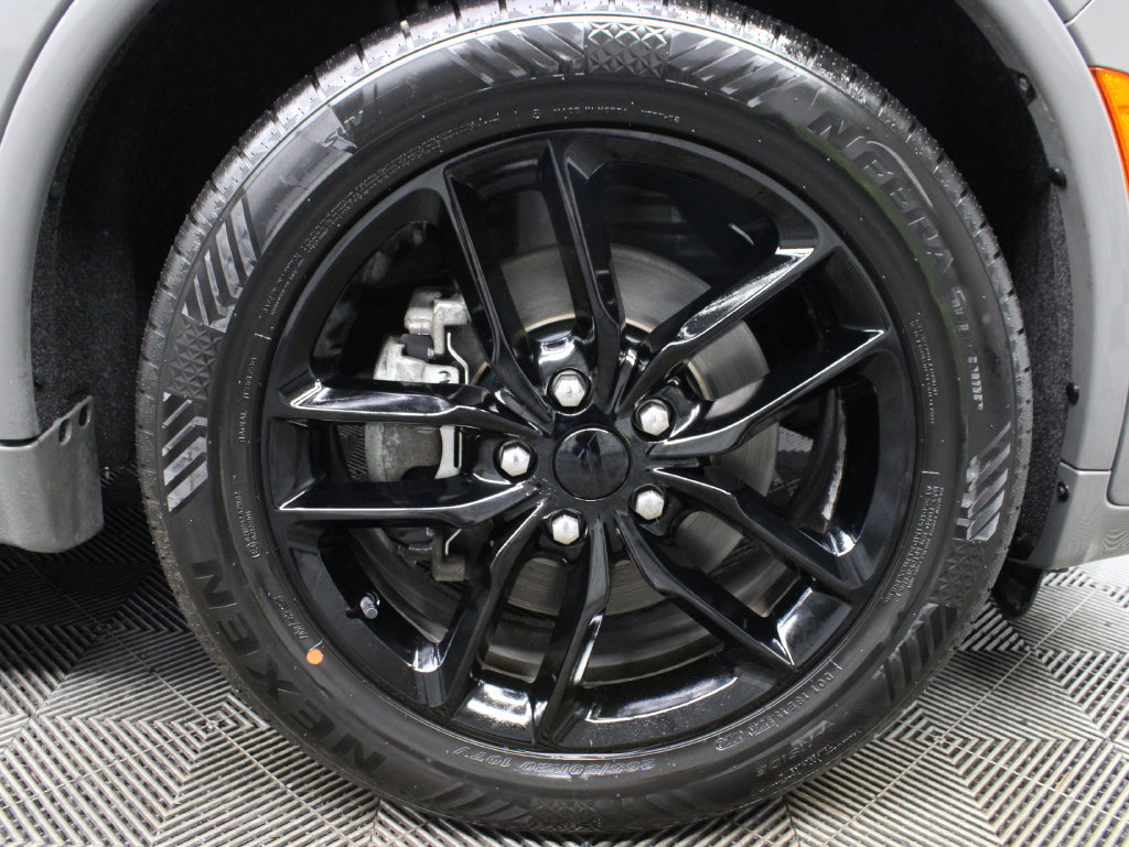Used 2025 Dodge Durango R/T AWD/4WD image 13