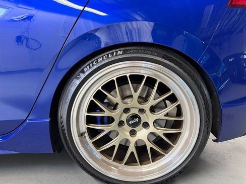 Used 2024 Volkswagen Golf R image 13