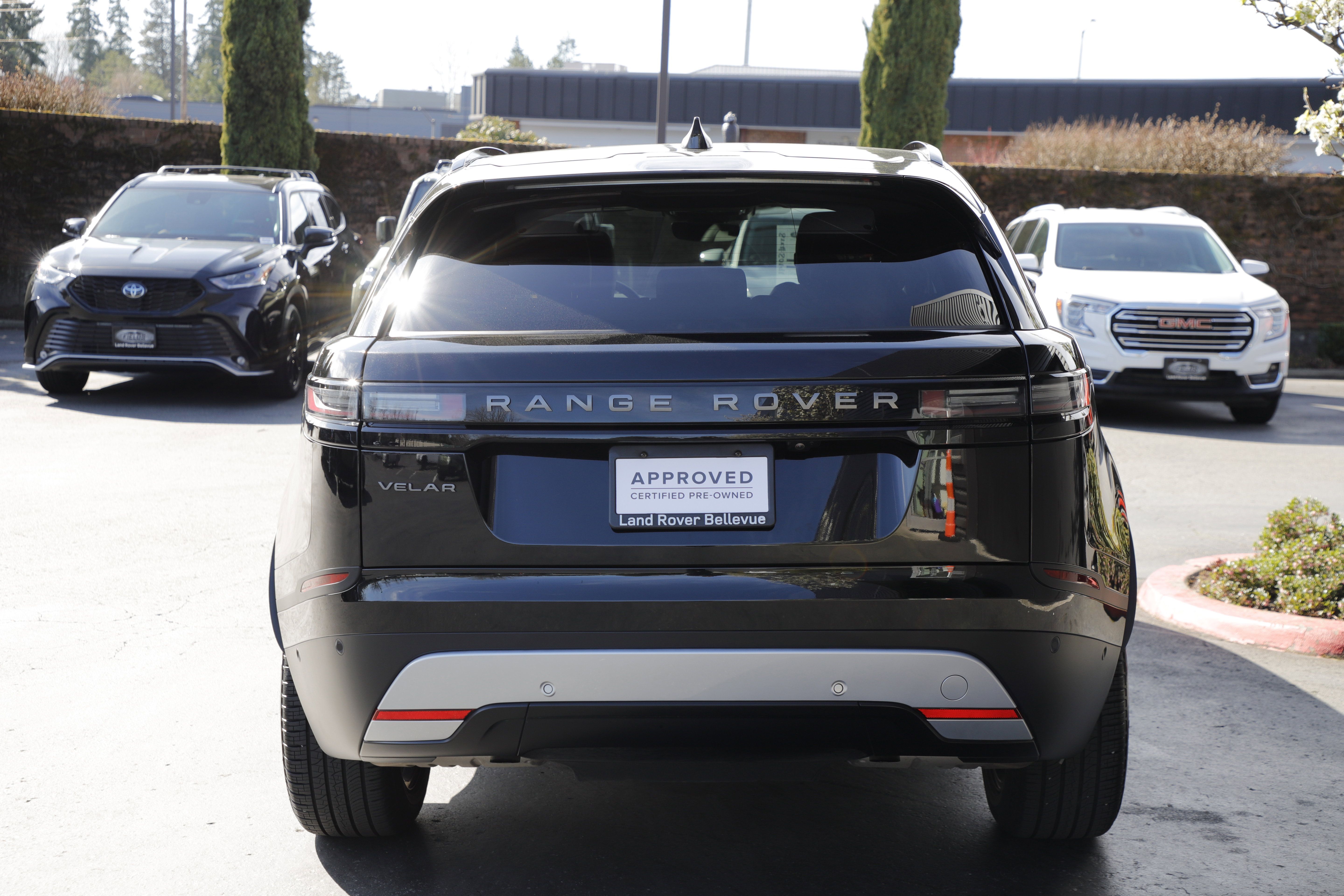 Certified 2026 Land Rover Range Rover Velar S AWD/4WD image 5