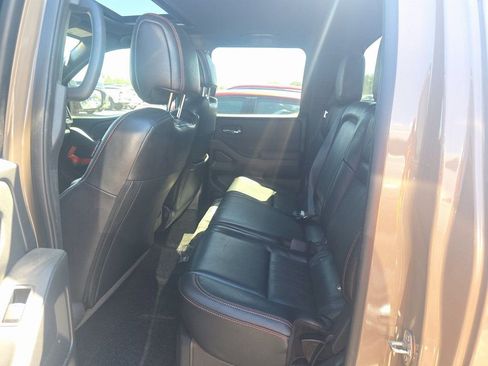 Used 2023 Nissan Frontier PRO-4X w/ Pro-4X Premium Package image 12