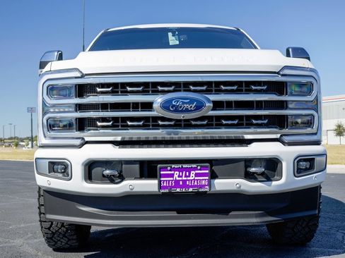 Used 2024 Ford F250 Platinum w/ Tremor Off-Road Package image 2