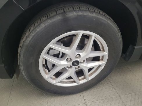 Used 2024 Ford Edge SEL image 31