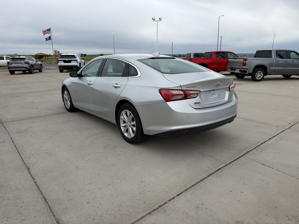 Used 2020 Chevrolet Malibu LT w/ Fleet LT Safety Plus Package FWD image 3