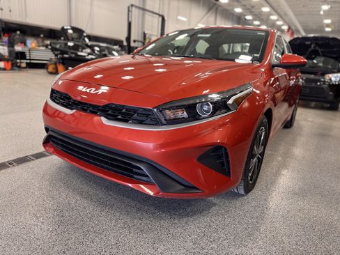 Certified 2022 Kia Forte LXS image 29
