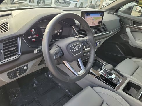 Certified 2023 Audi Q5 2.0T Prestige image 17