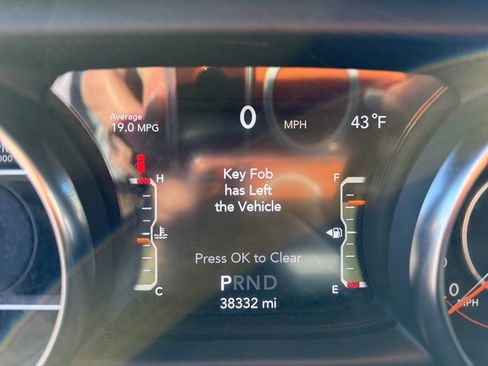 Used 2021 Jeep Wrangler Unlimited Sahara image 49