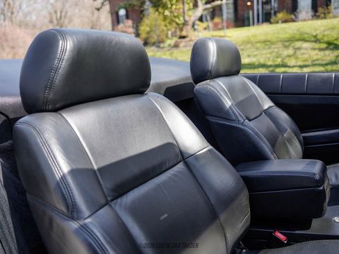 Used 1993 Cadillac Allante FWD image 37