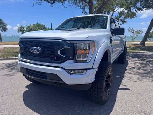 Used 2022 Ford F150 XLT w/ Equipment Group 302A High AWD/4WD image 5