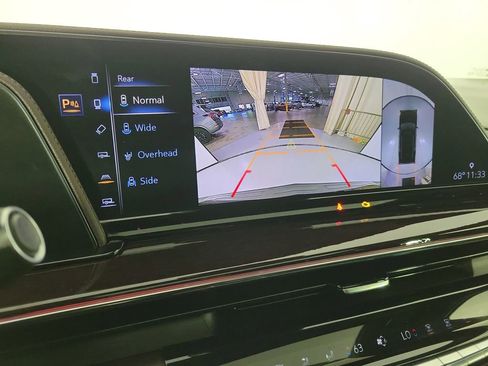 Certified 2023 Cadillac Escalade Sport Platinum w/ LPO, ONYX Package image 29