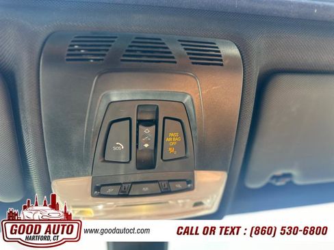 Used 2017 BMW 330i xDrive Sedan image 21