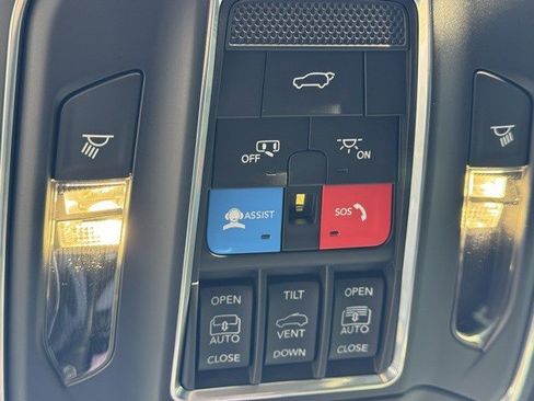 New 2025 Jeep Grand Cherokee L Limited image 26