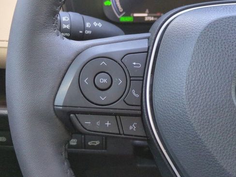 Used 2024 Toyota RAV4 Limited image 24