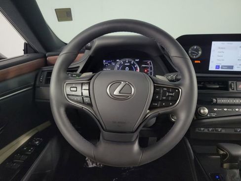 Used 2025 Lexus ES 350 w/ Premium Package image 22