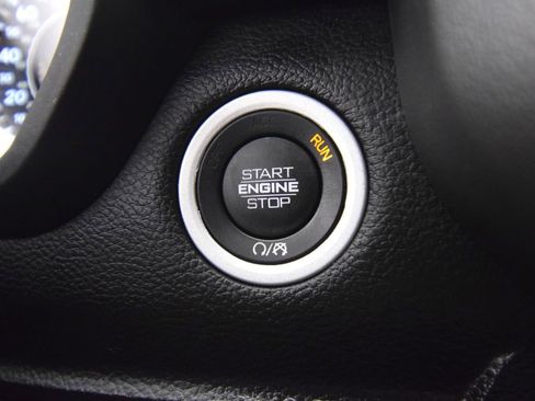 Used 2022 RAM 1500 Laramie AWD/4WD image 31