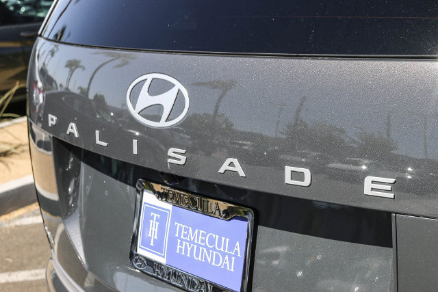 Certified 2026 Hyundai Palisade Calligraphy AWD/4WD image 13