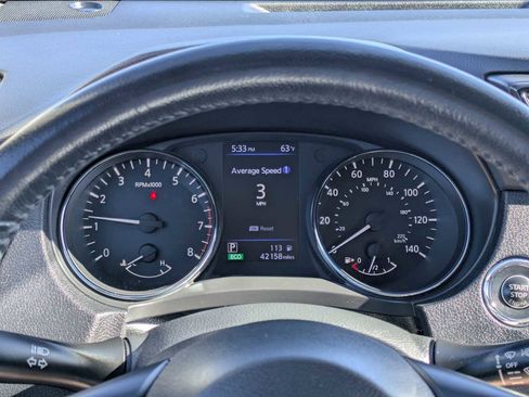 Used 2018 Nissan Rogue SV AWD/4WD image 31