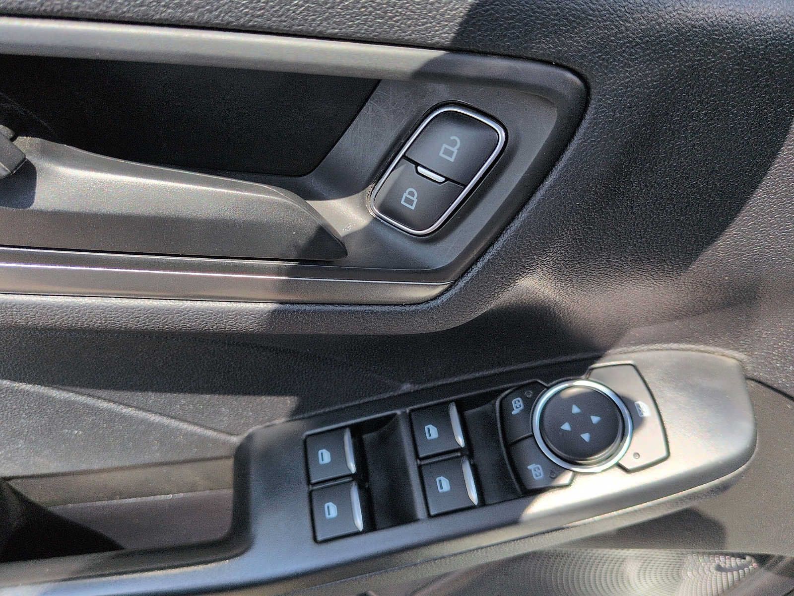 Certified 2024 Ford Escape Active AWD/4WD image 13