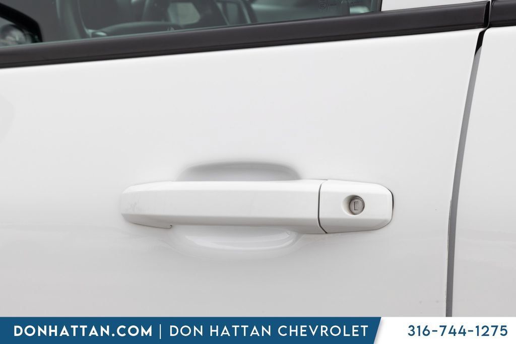 Used 2018 Chevrolet Silverado 1500 LT w/ All Star Edition AWD/4WD image 28