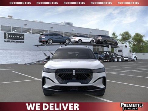 New 2026 Lincoln Nautilus Reserve image 6