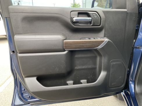 Used 2022 Chevrolet Silverado 1500 RST image 15