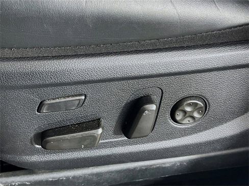 Used 2020 Hyundai Palisade Limited image 16