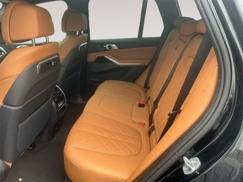 New 2026 BMW X5 xDrive40i w/ M Sport Package image 13