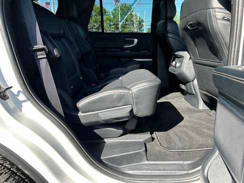 Used 2025 Ford Expedition Platinum w/ Stealth Performance Package AWD/4WD image 47