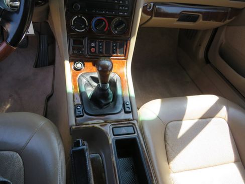 Used 1996 BMW Z3 1.9 image 15