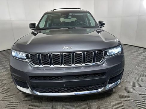 Used 2022 Jeep Grand Cherokee L Limited image 8