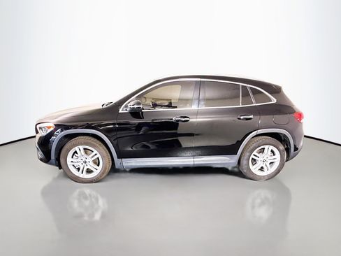 Used 2023 Mercedes-Benz GLA 250 4MATIC w/ Premium Package image 6