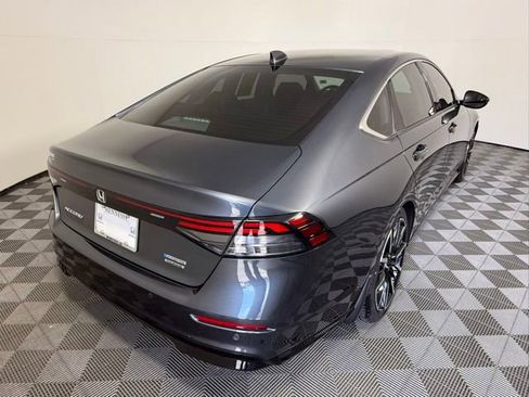 Used 2023 Honda Accord Touring image 6