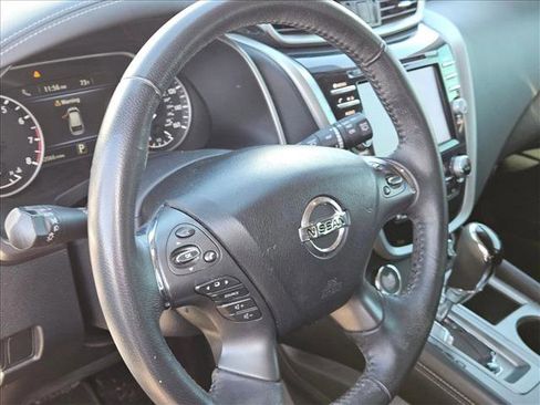 Used 2019 Nissan Murano SV image 10