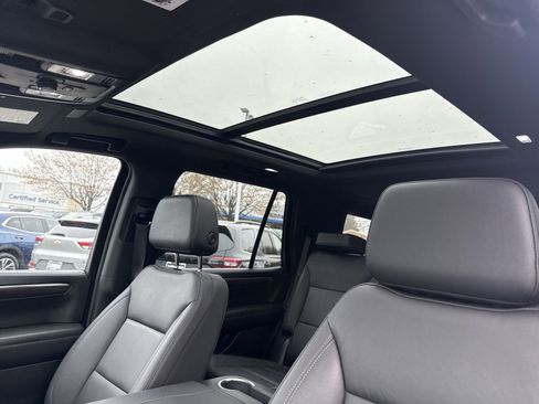 Used 2025 Chevrolet Tahoe Z71 w/ Comfort Package image 21