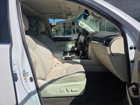 Used 2018 Lexus GX 460 Premium w/ Premium Package AWD/4WD image 26