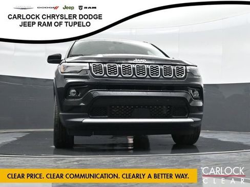 Used 2024 Jeep Compass Limited image 36