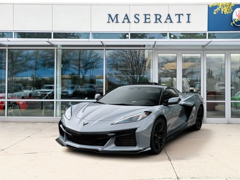 Used 2024 Chevrolet Corvette Z06 w/ Stealth Interior Trim Package RWD image 1
