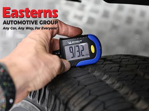 Used 2023 Jeep Wrangler Unlimited w/ 8.4" Radio Group AWD/4WD image 29
